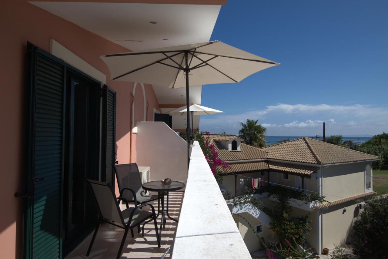 Infinity Blue Beach Apartments Циливи Екстериор снимка